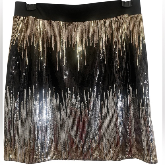 BISOU BISOU NWOT Mini Skirt Black Silver Gold Sequins Size Medium - Picture 1 of 8